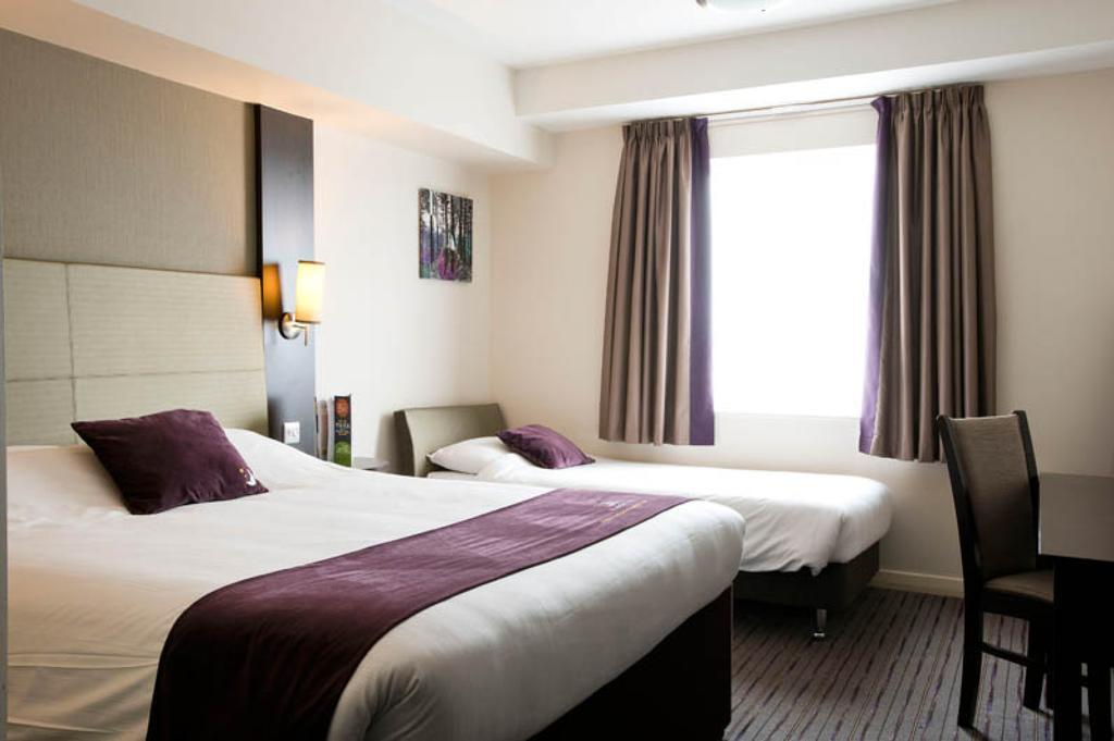 Premier Inn Manchester - Prestwich Exterior foto
